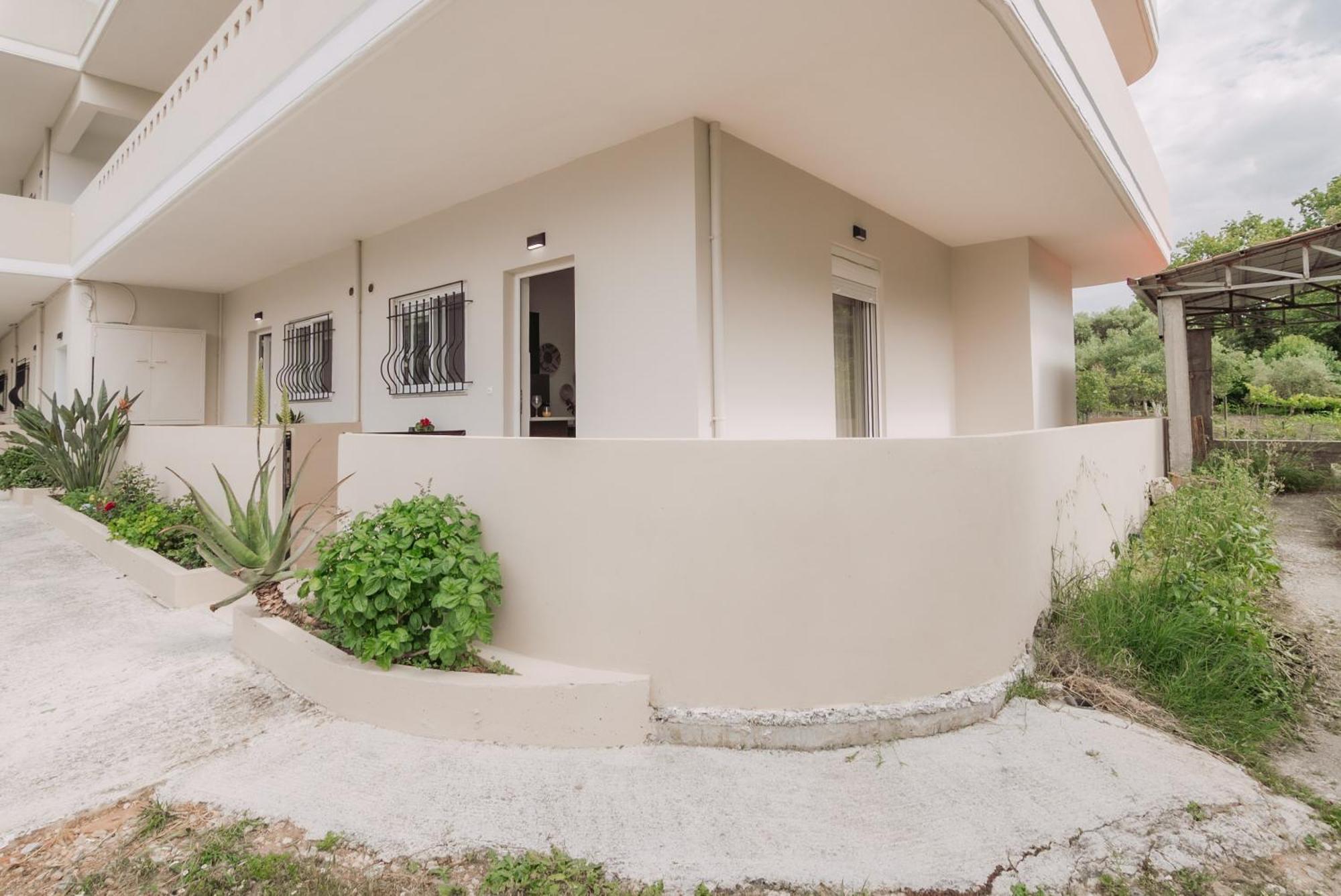 Summer Blue Apartments Chania خانيا المظهر الخارجي الصورة